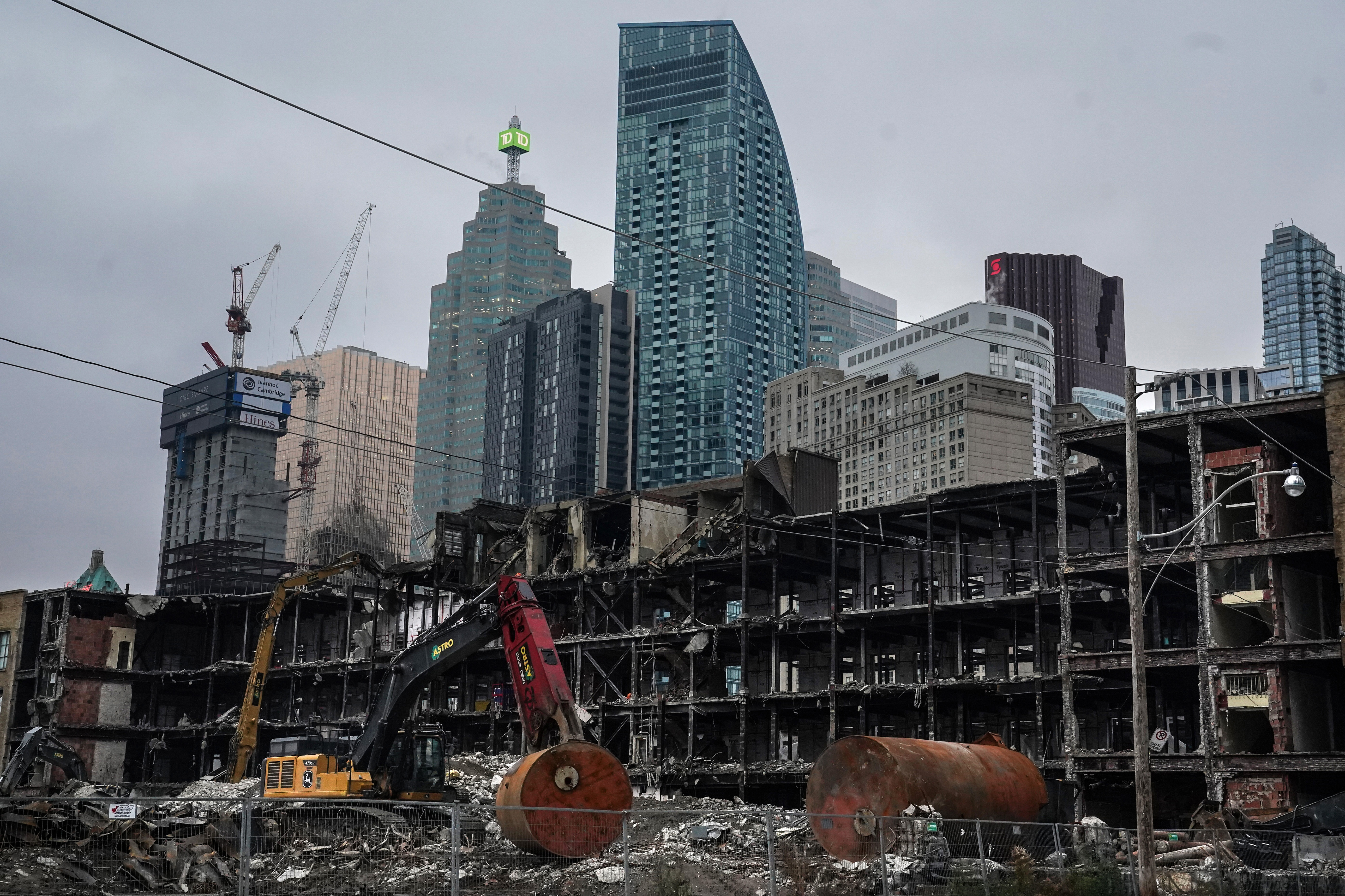 ТОРОНТО — Министърът на жилищното строителство на Онтарио отхвърли искане