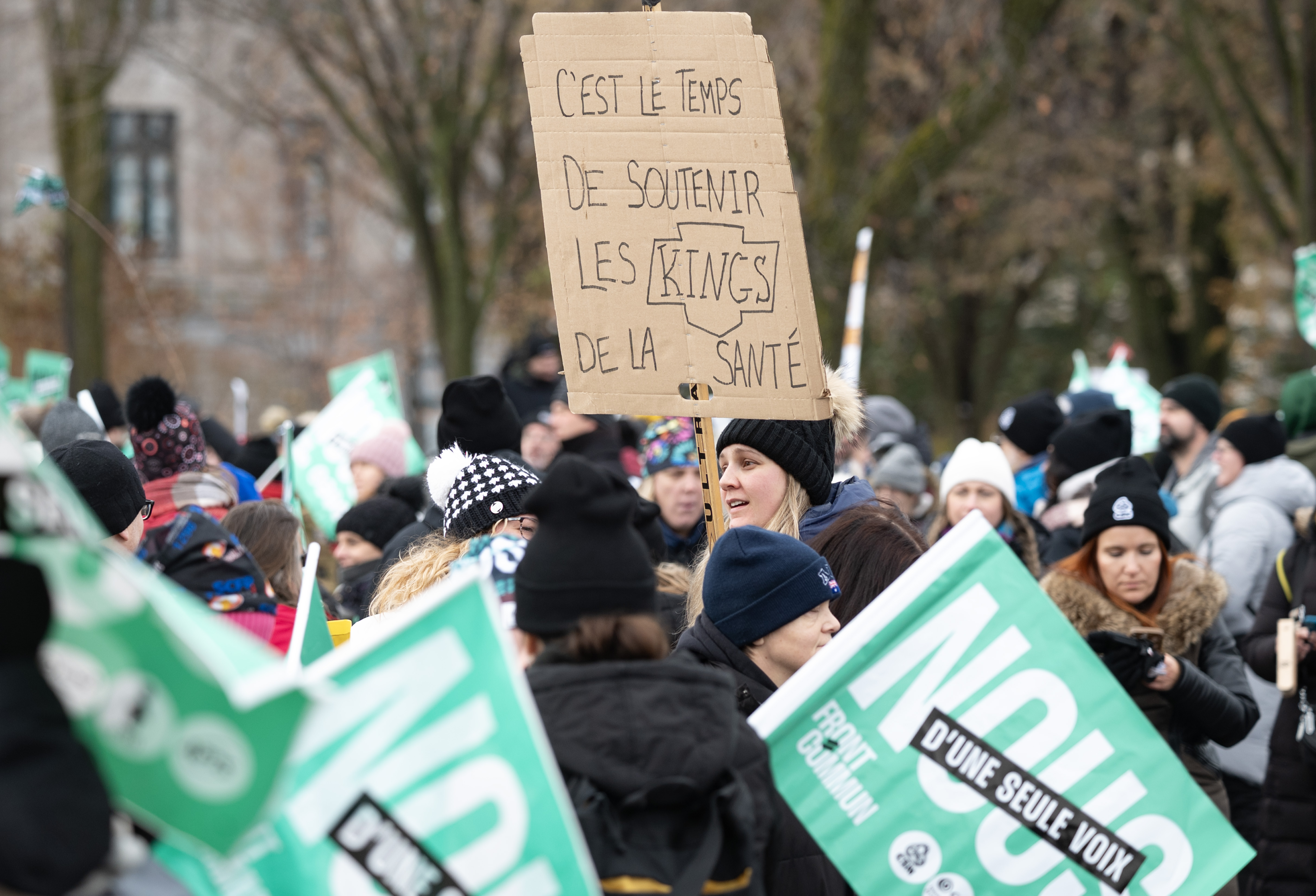 Quebec walkouts: 420,000 public sector workers set to hold 7-day strike in December