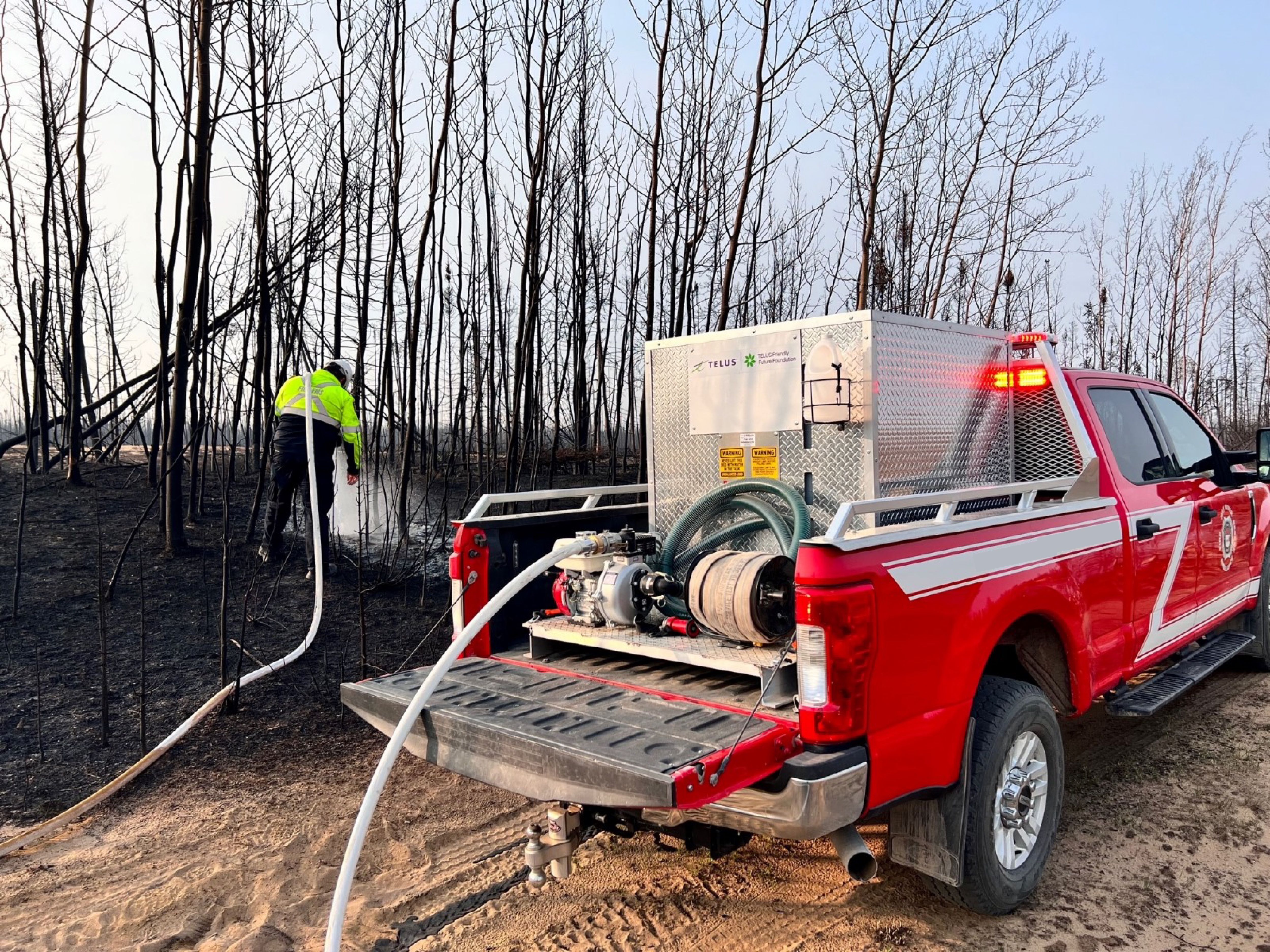 Canadian Innovation Turning Pickup Trucks Into Wildfire-fighting ...