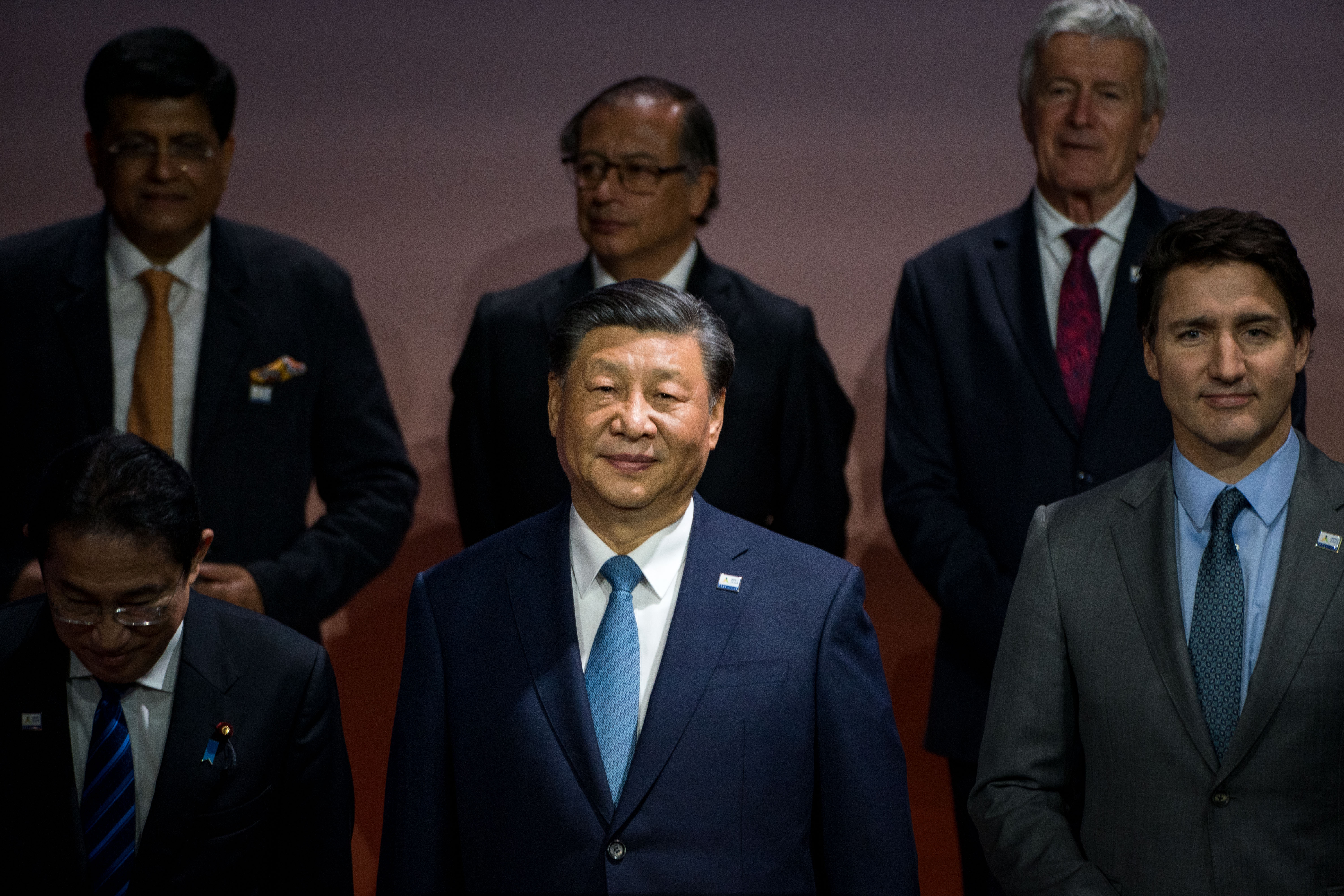 Trudeau, Xi appear to avoid each other at APEC Summit