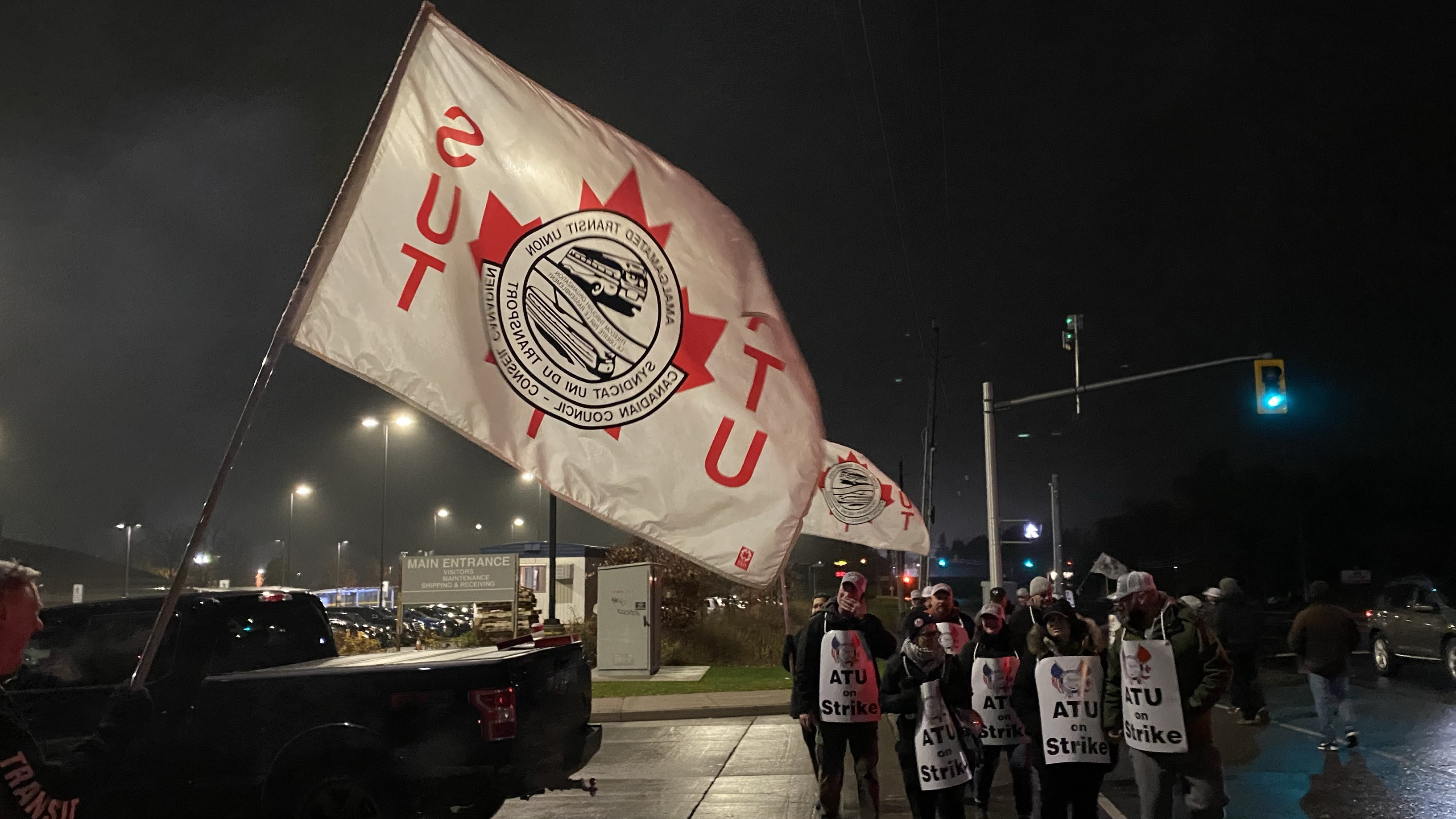 City has to ‘move on the money’ to end Hamilton’s transit strike, union says