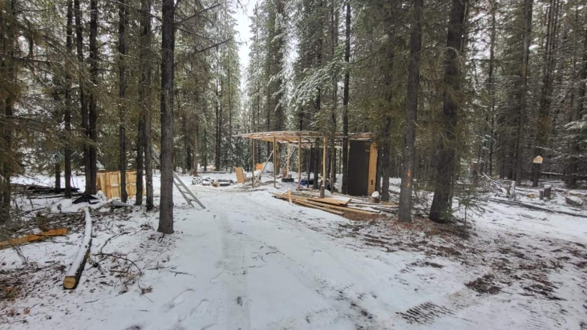 The entrance to the illegal encampment near Lake Country that has since been cleaned up.