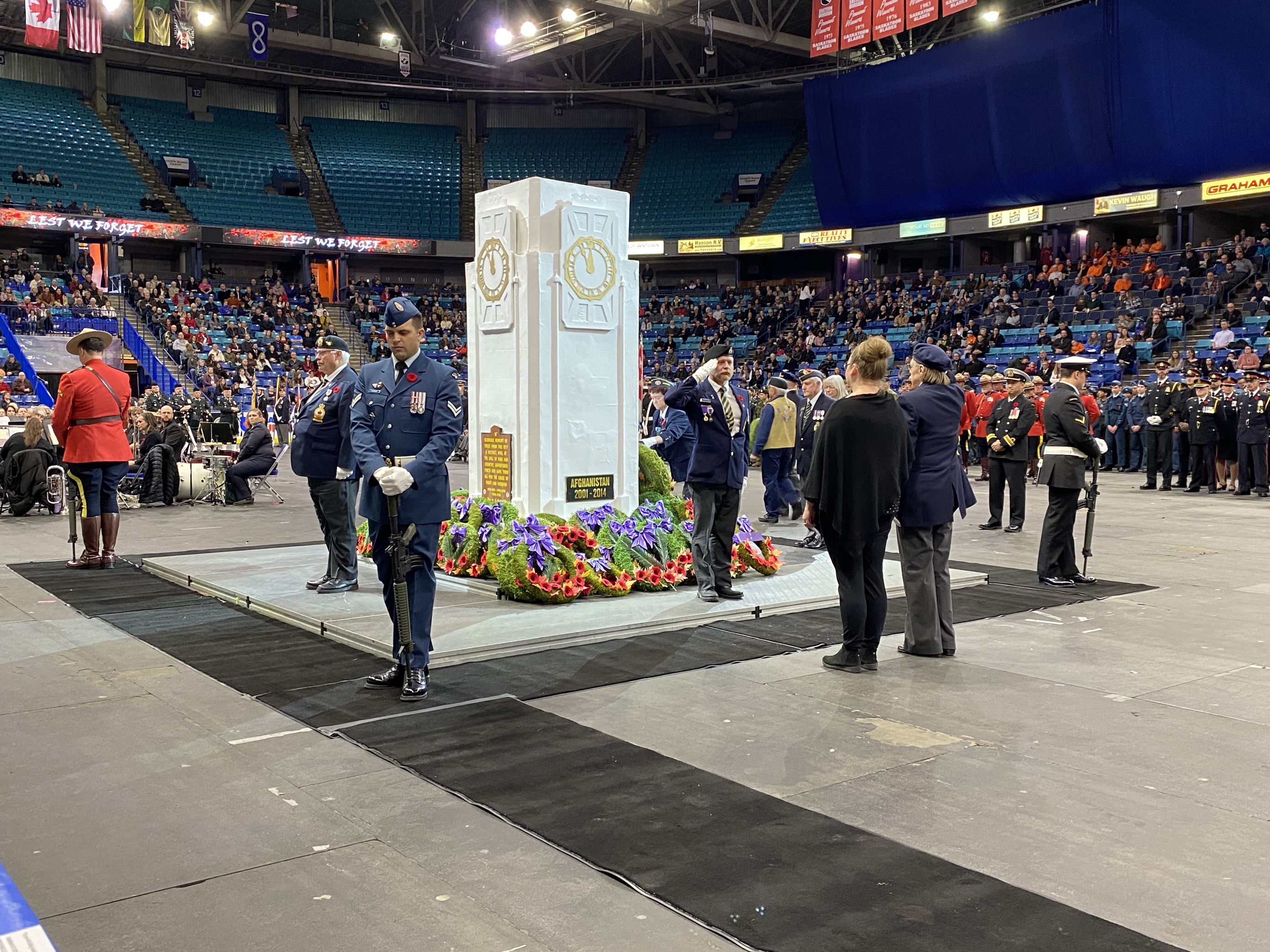 ‘We will never forget’: Saskatoon commemorates 92nd Remembrance Day