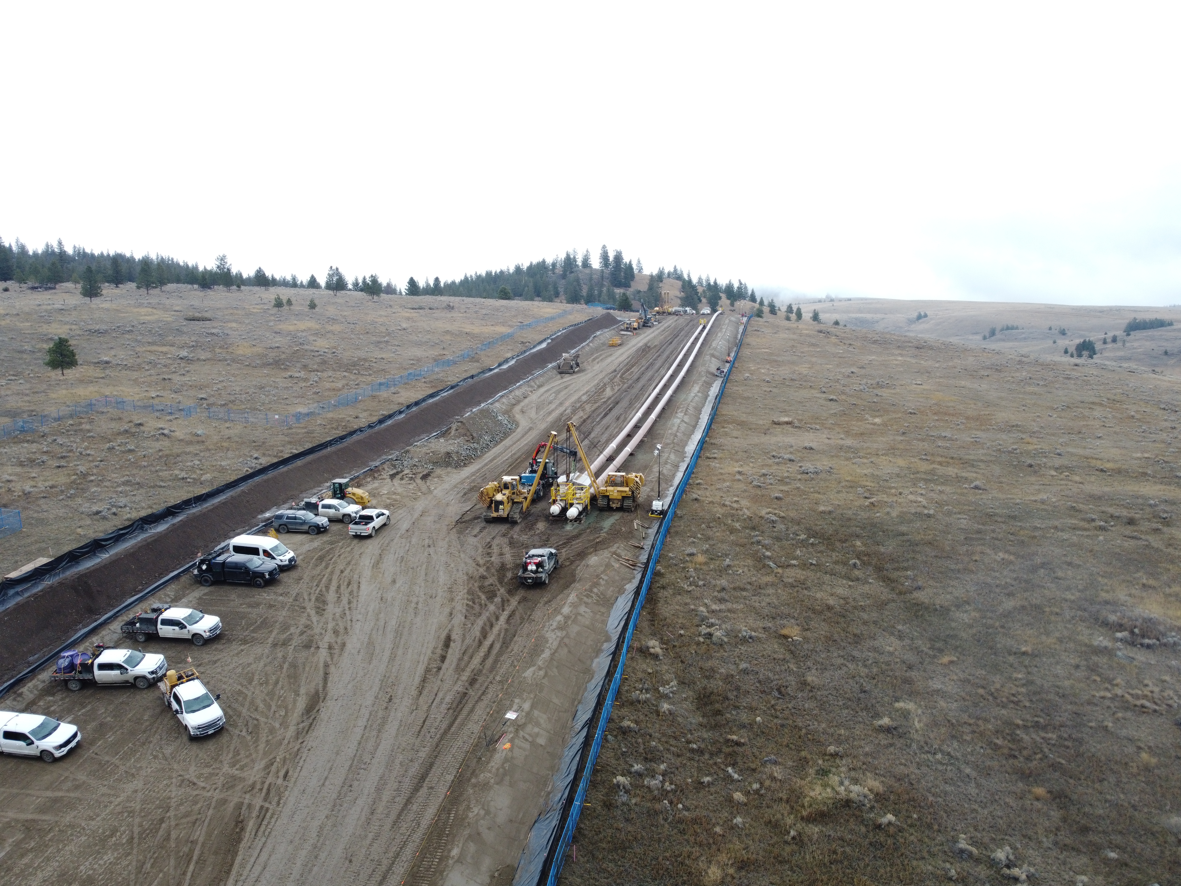 Trans Mountain has commenced construction, including open trenching, near Pípsell (Jacko Lake), near Kamloops, B.C. This follows a ruling by the Canada Energy Regulator approving a change in construction method.