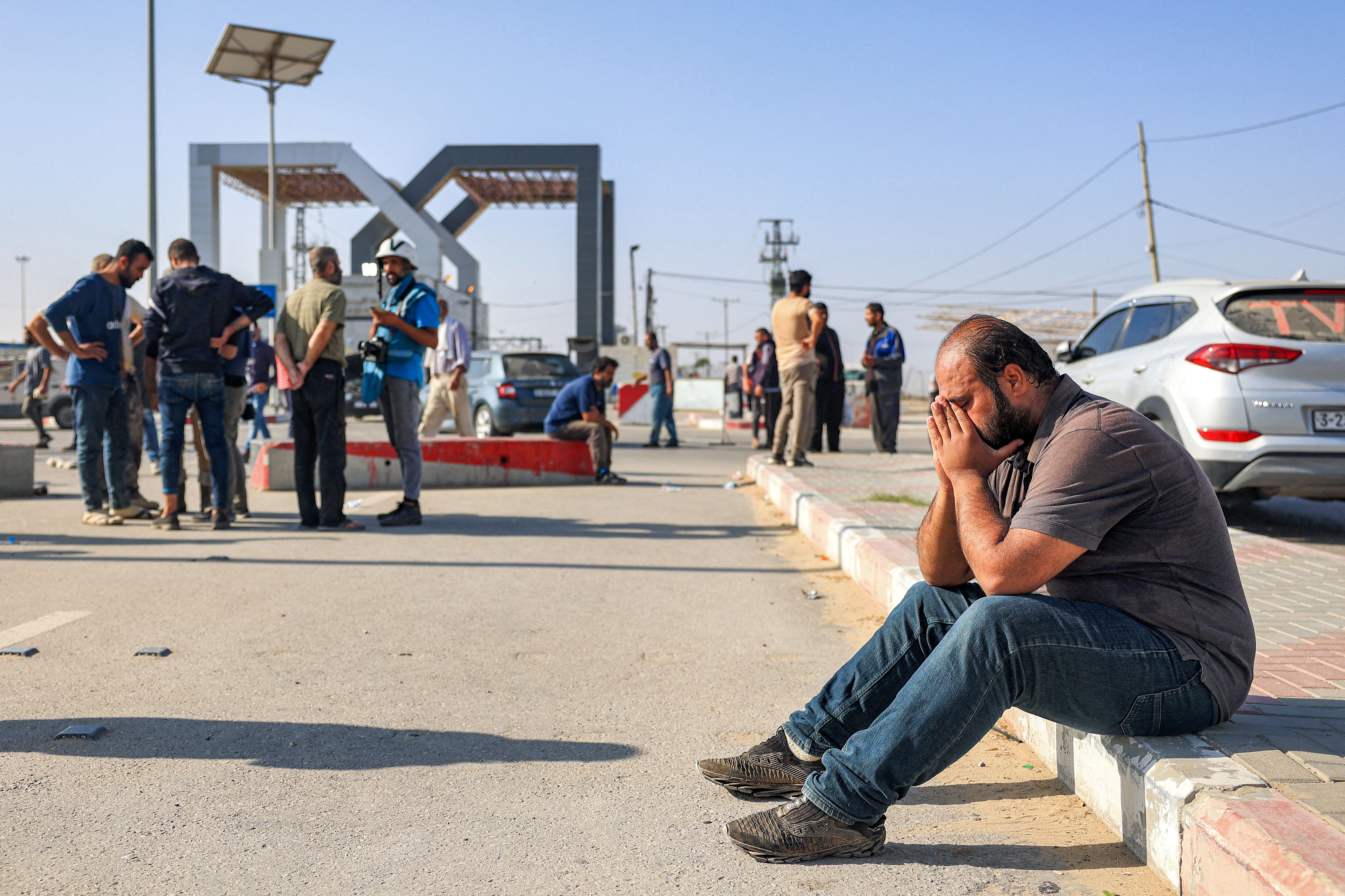 Canadians set to leave Gaza in the ‘coming days,’ Joly says