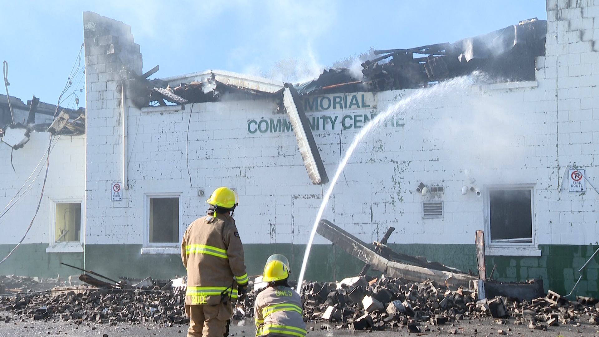 Мъж от Кингстън Онтарио обвинен в паленето на огън в