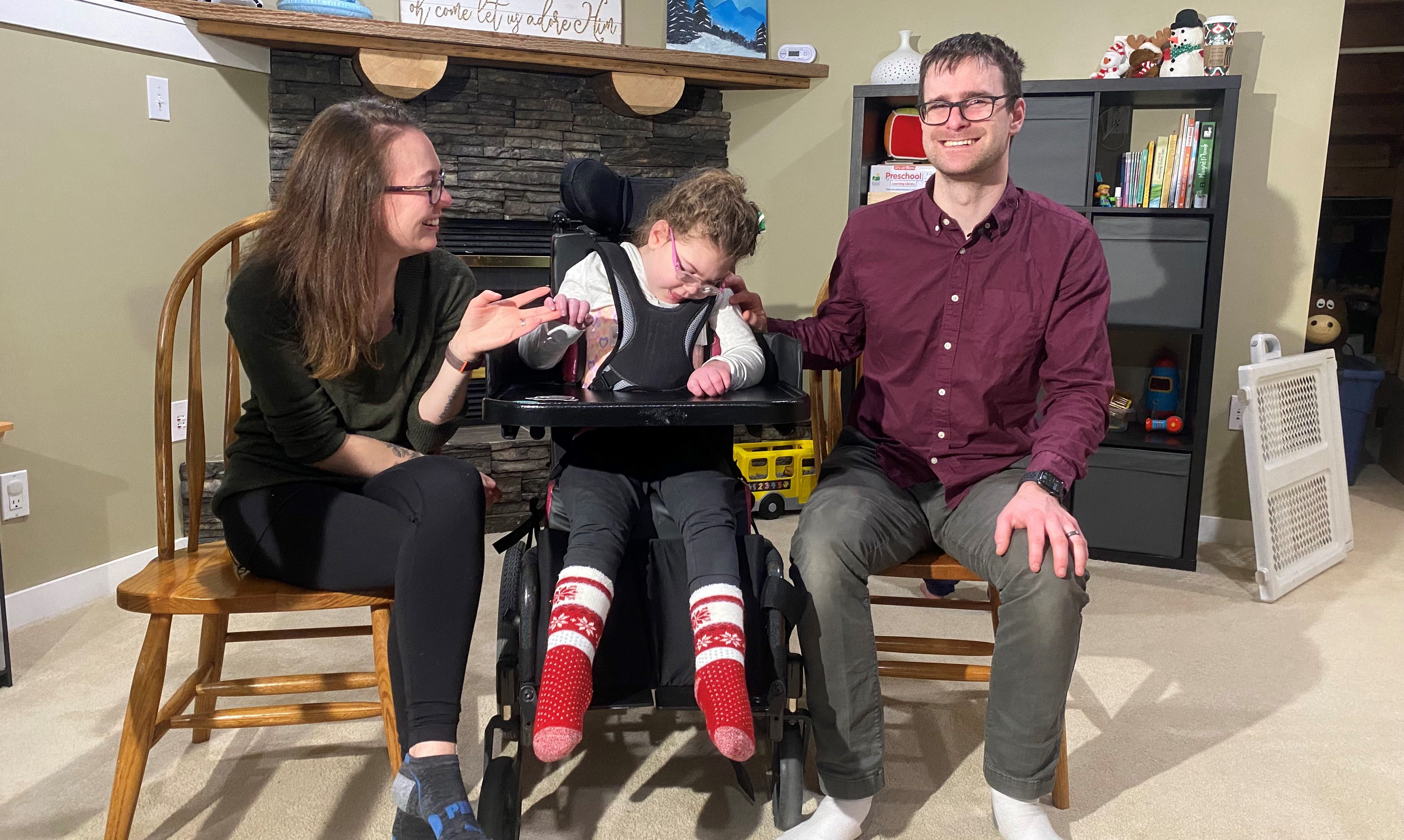 Всеки ден Меган Моул и нейната дъщеря преминават през едни