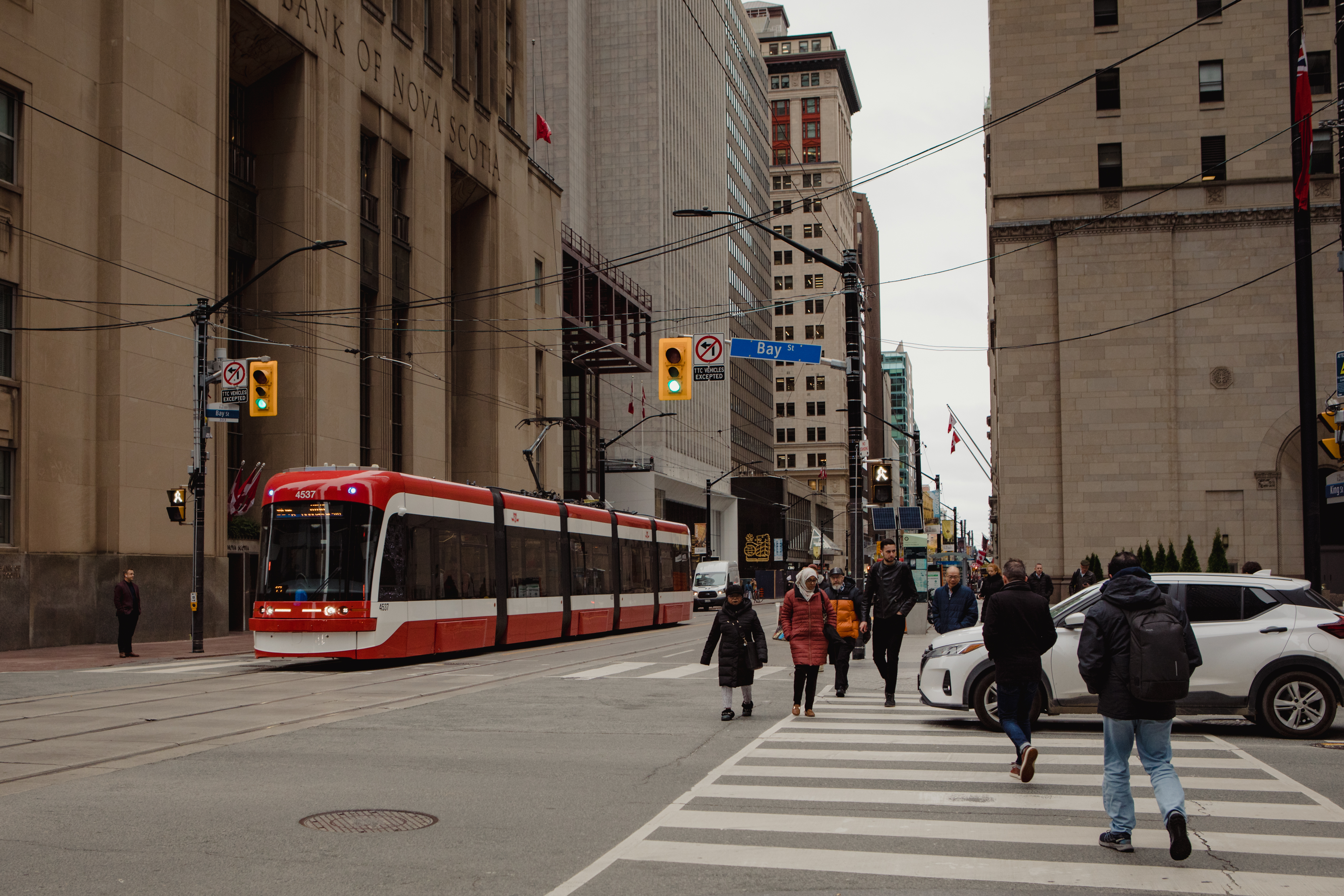 Canada’s economy shrank in Q3, data shows. But no technical recession yet