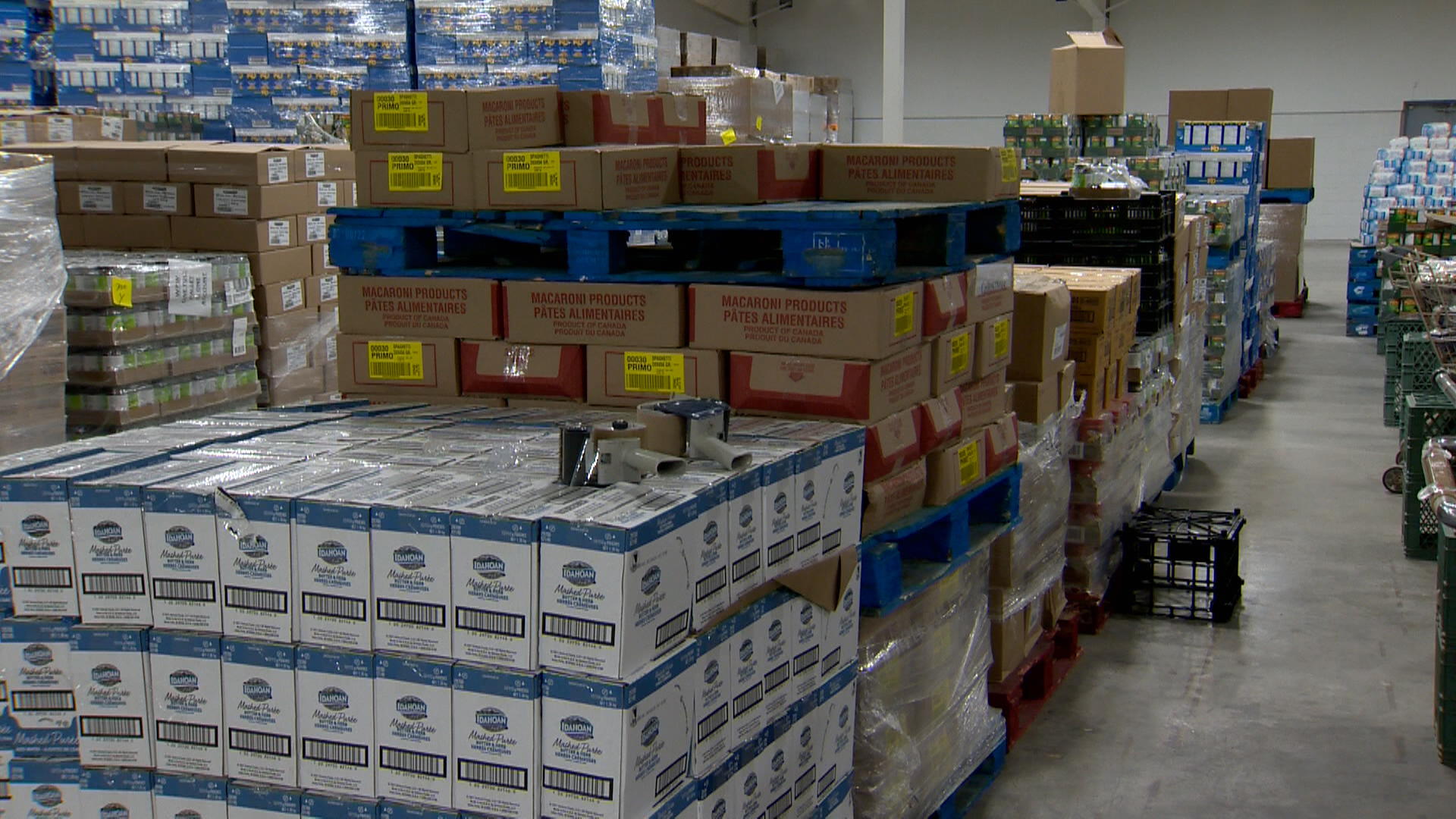 Winnipeg’s Christmas Cheer Board gearing up to make record number of holiday hampers