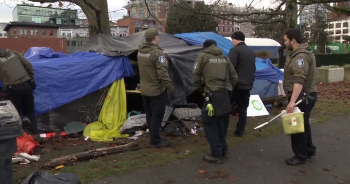 Защитници на жилищното настаняване призовават за мораториум върху напускането на лагерите през зимата във Ванкувър