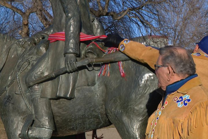 Métis community celebrates Louis Riel Day at Gabriel Dumont monument in Saskatoon