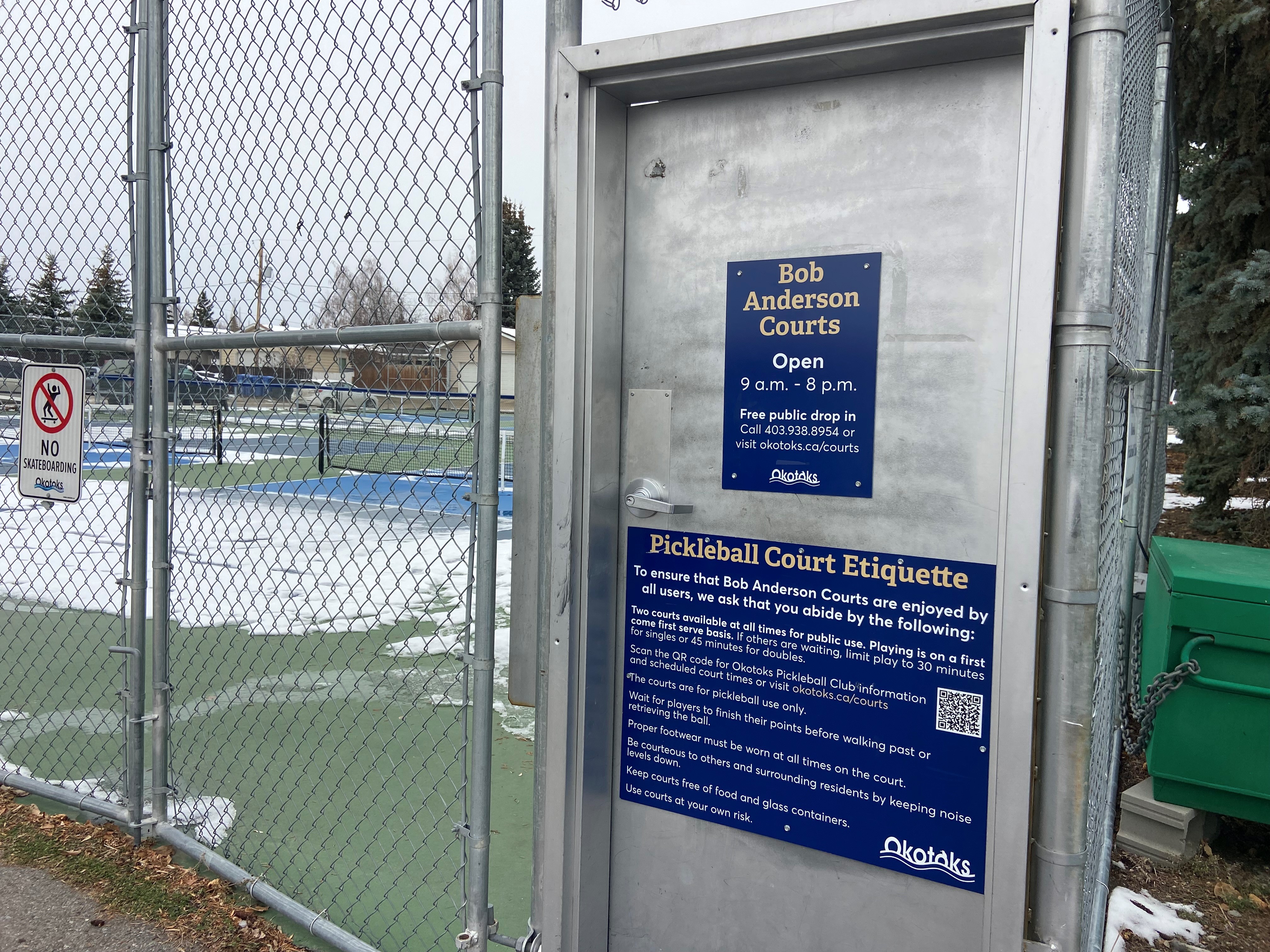 Okotoks deals with pickleball noise complaints; Calgary opens new pickleball centre
