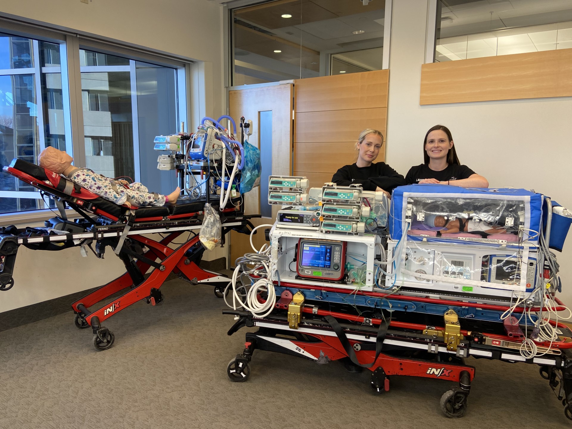 От 1993 г екипът за неонатален педиатричен транспорт в Детската