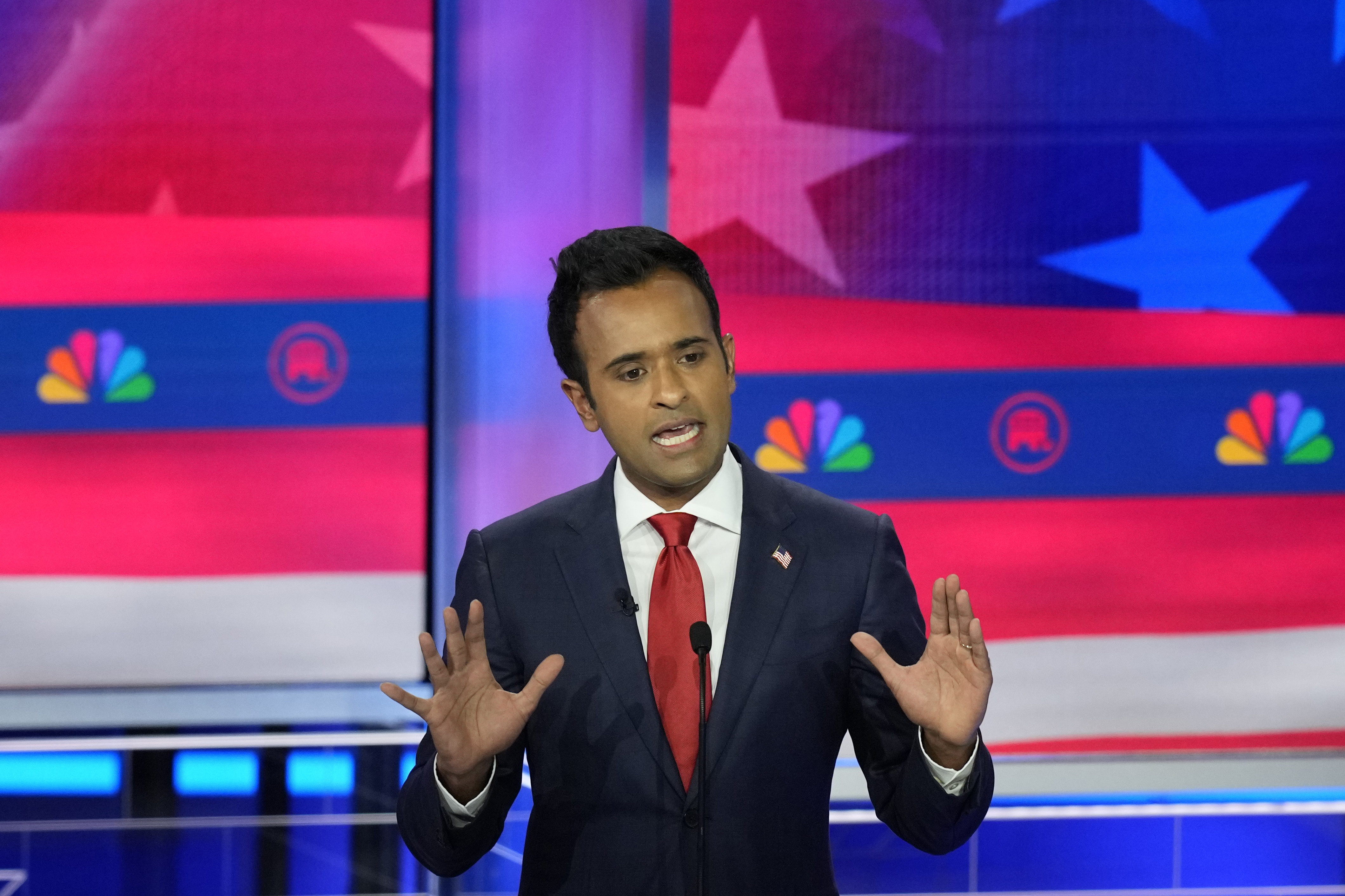 vivek-ramaswamy-gop-debate-canada-border-wall