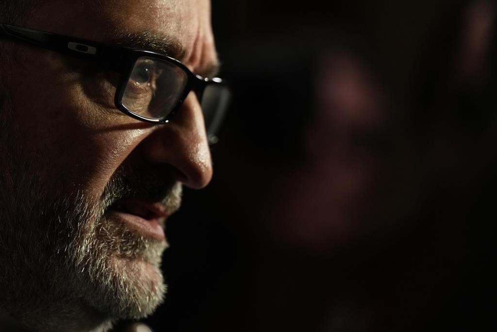 ТОРОНТО — Министърът по общинските въпроси и жилищното настаняване на