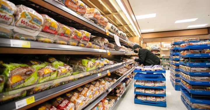 Четирима от всеки петима канадци очакват цените на храните да се повишат отново през 2024 г.: проучване