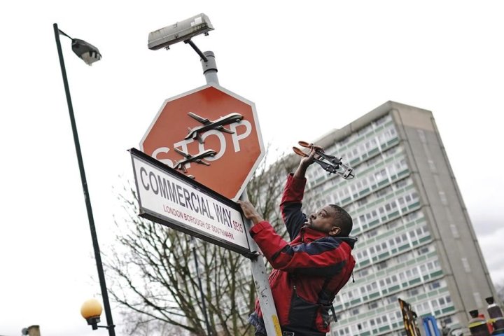 Police investigating stolen Banksy stop sign in U.K.
