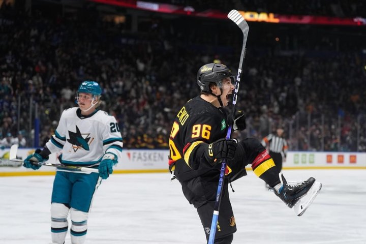 Vancouver Canucks sit atop the league after win over Sharks