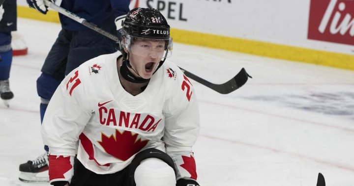 За втора поредна година отборът на Канада празнува головете си