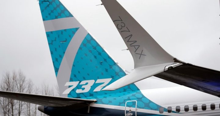 Ръководителят на проблемната програма на Boeing за 737 MAX напуска, тъй като напрежението расте