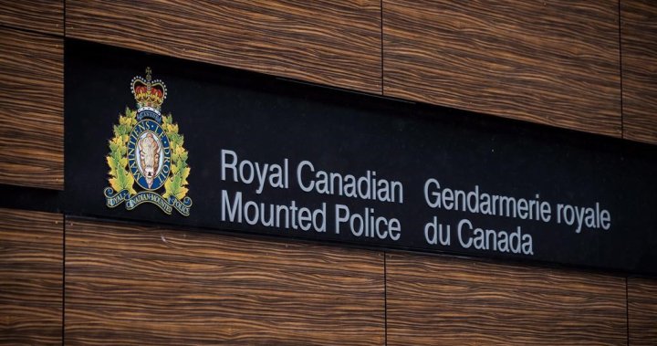 RCMP searching for suspect in Halifax area home invasion and robbery