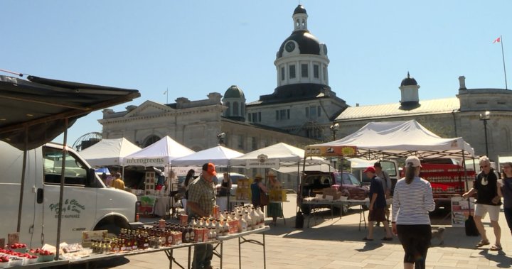 Публичният пазар на Кингстън е основна градска част и място