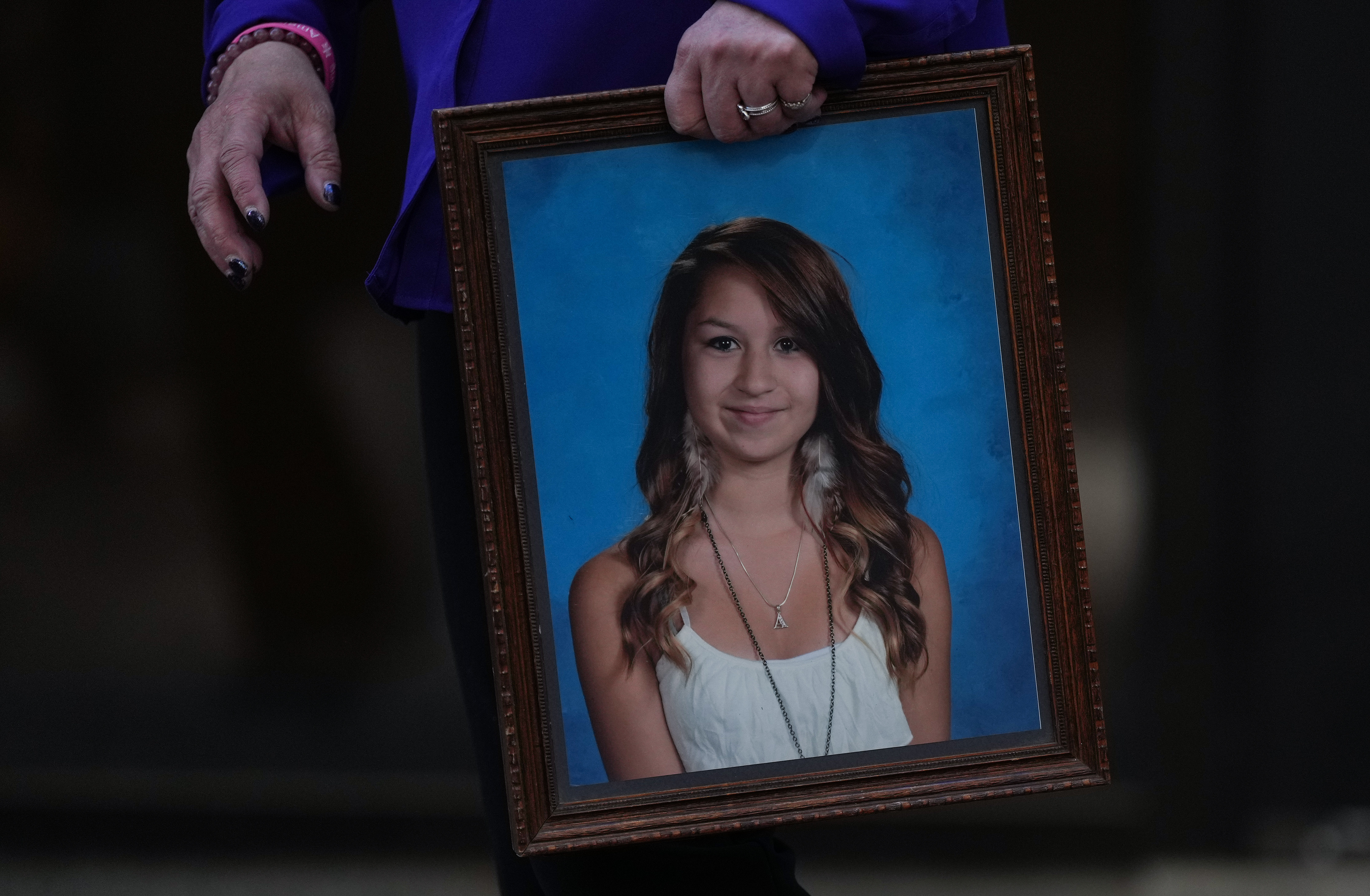 Dutch court sentences man convicted in Amanda Todd case to 6 years
