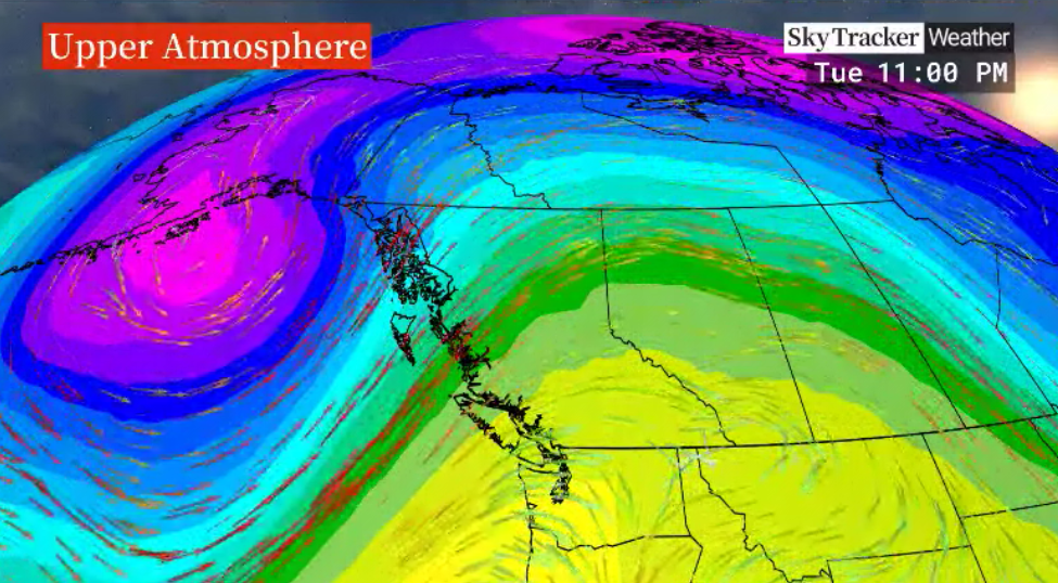 An upper ridge of high pressure builds in a drier start to the week.