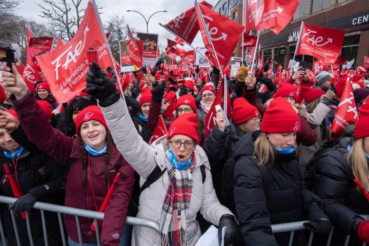 Quebec parents plead for resolution as unlimited strike could go past holidays