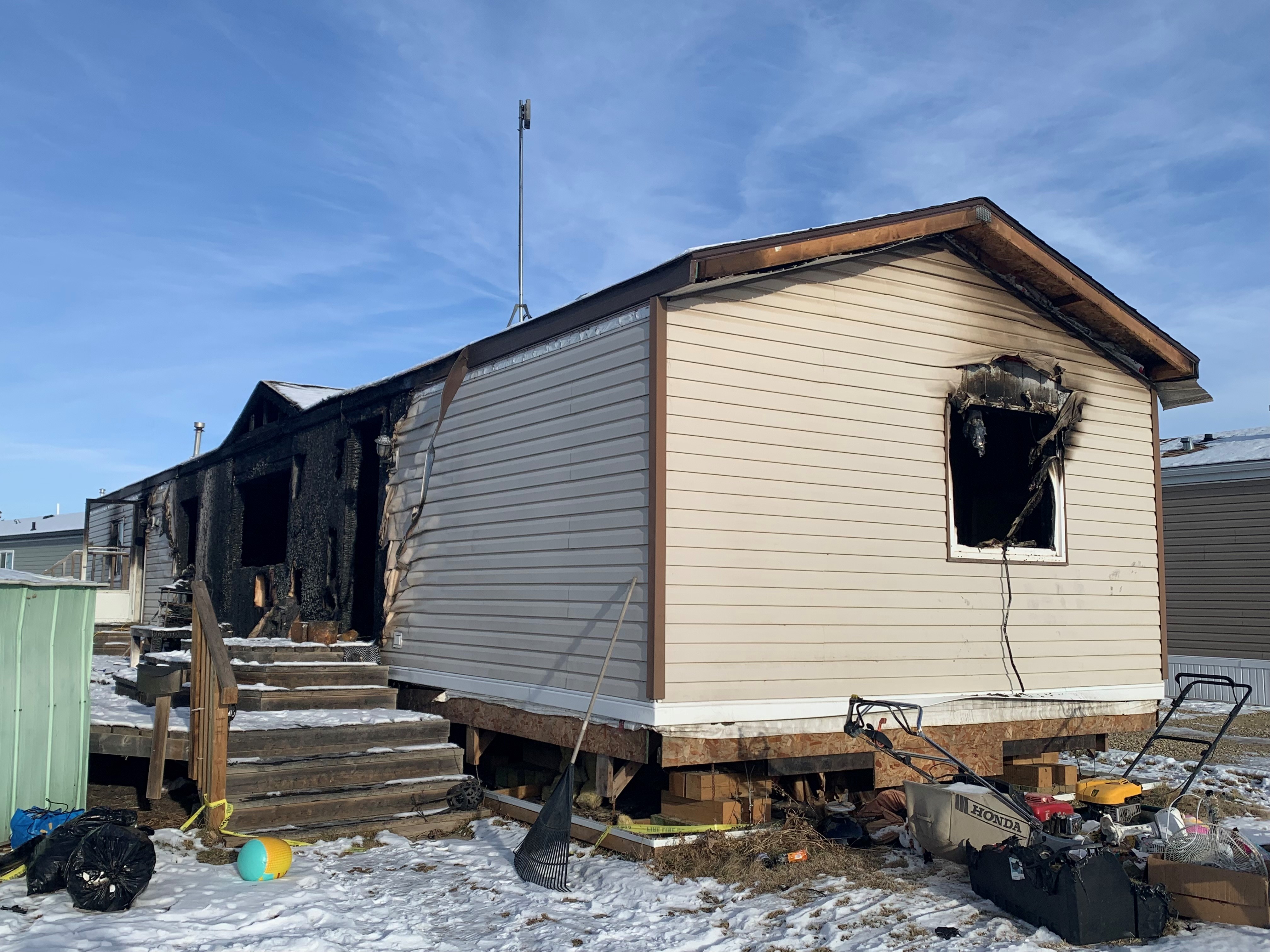 Мъж от централна Алберта е изправен пред няколко обвинения в