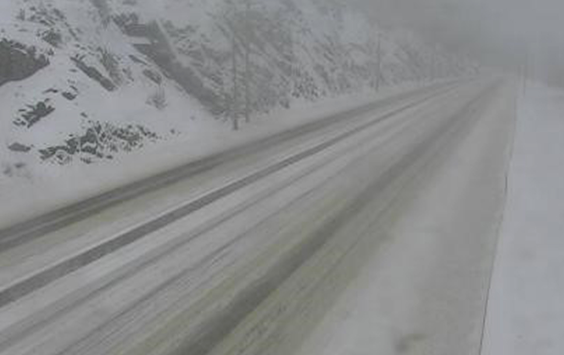 Weather and road conditions at the summit of the Coquihalla Highway on Saturday afternoon, Dec. 9, 2023.