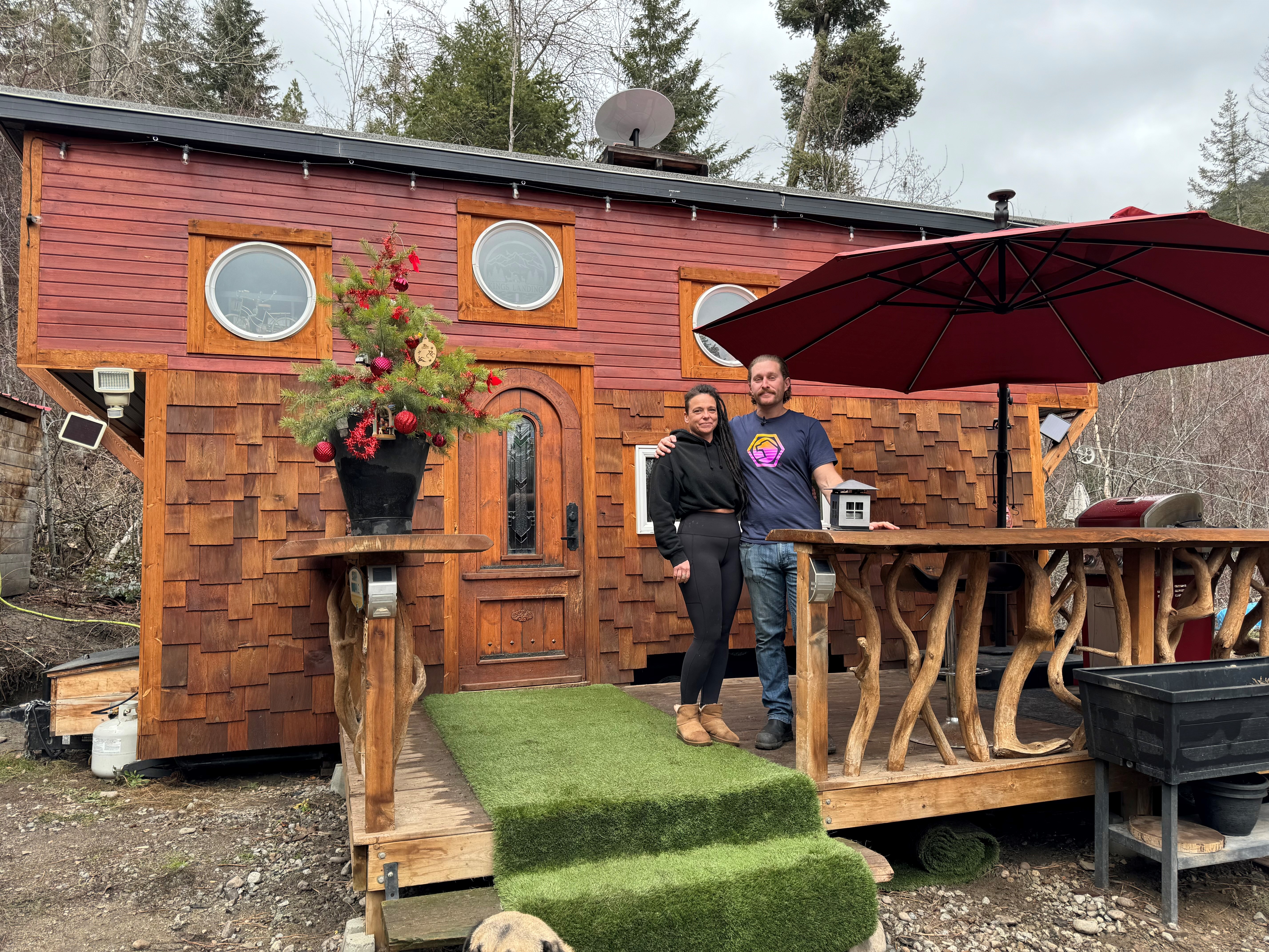 Мъж от Оканаган казва че води тих и устойчив начин