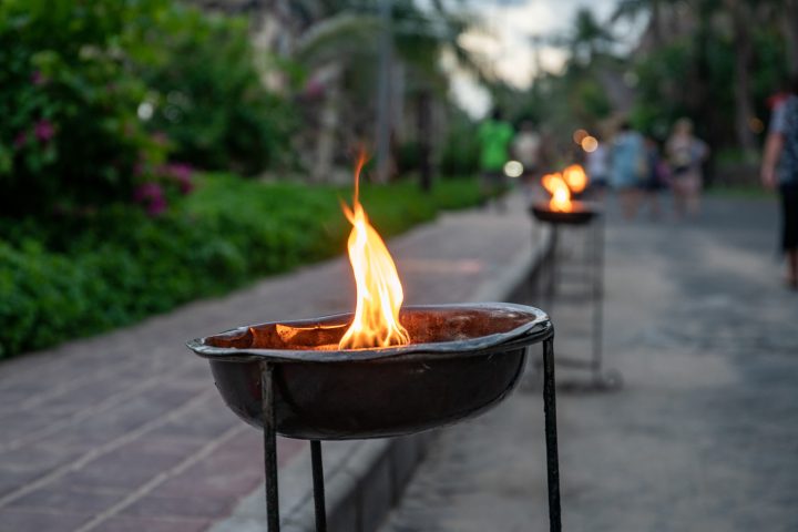 Wrong firepit fuels can lead to ‘flame jetting,’ Health Canada warns