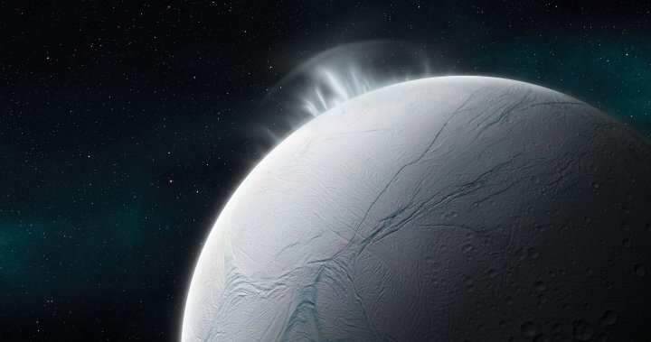 Учени от НАСА вярват че ледената луна Енцелад която обикаля