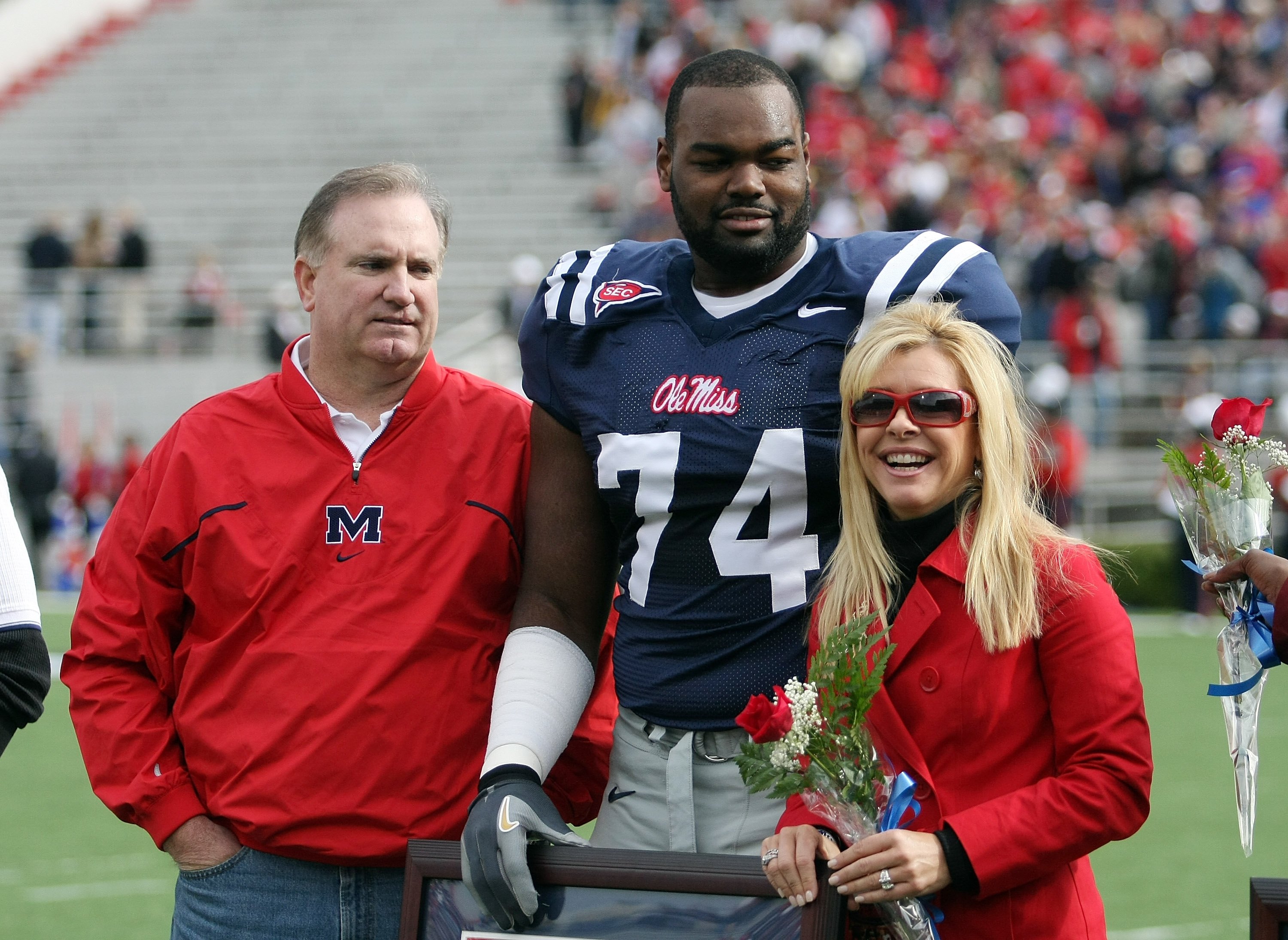 The Blind Side subject Michael Oher tried to extort us Tuohy