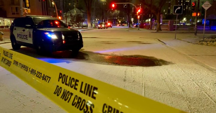 Полицията в Едмънтън застреля заподозрян с нож по 100-то авеню