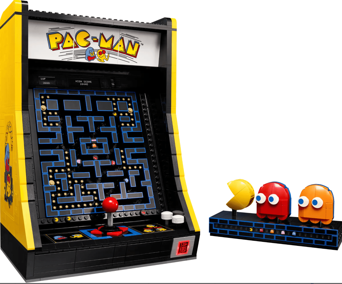 LEGO Pac-Man arcade set