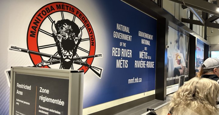 渥太华机场拆除MMF标识是对总统的“绝对侮辱”