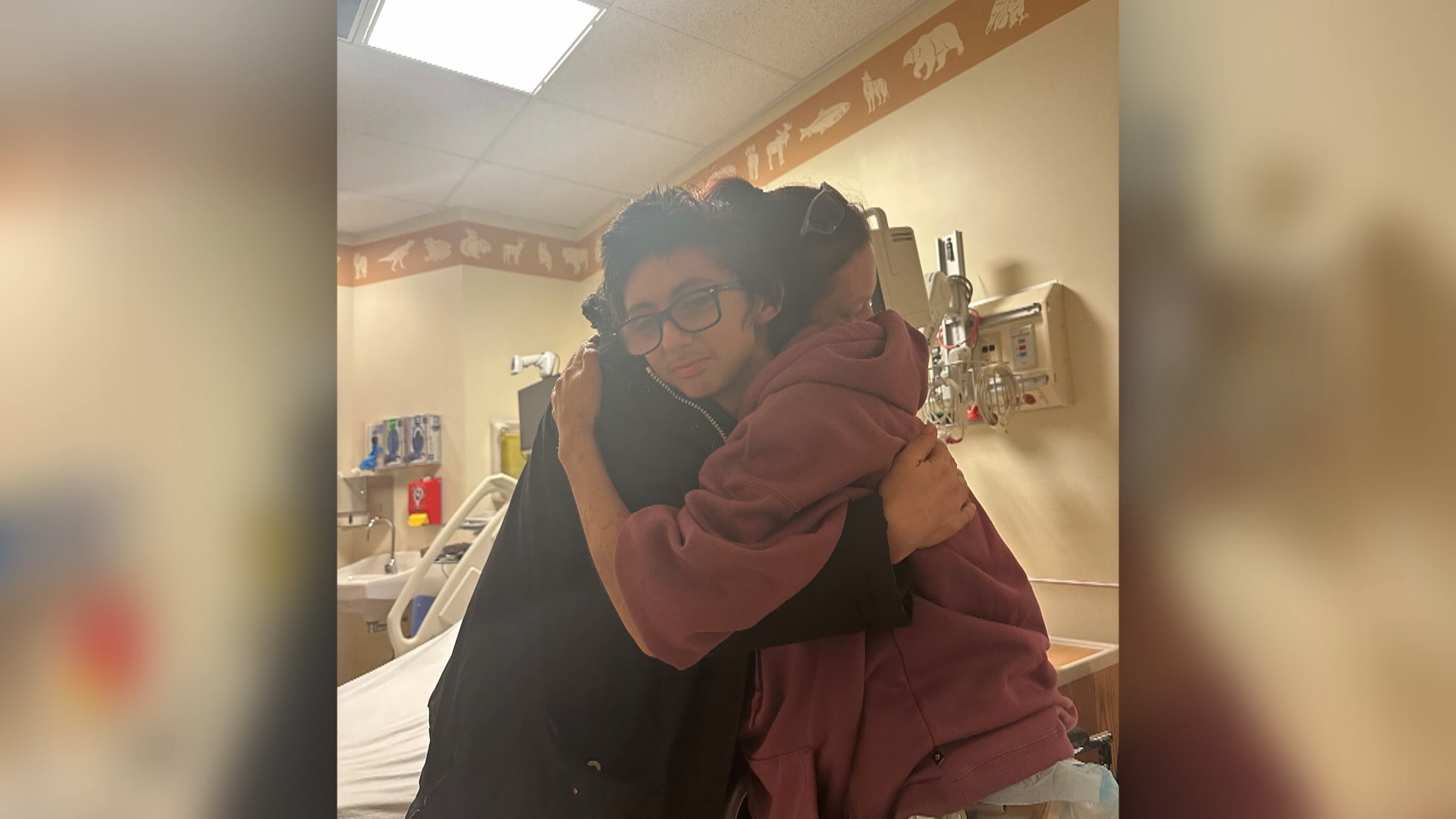 Алън Макколи наскоро направи първите си стъпки в детската болница