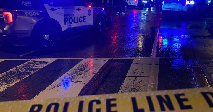 Полицията в Торонто съобщи, че мъж е починал в болница,