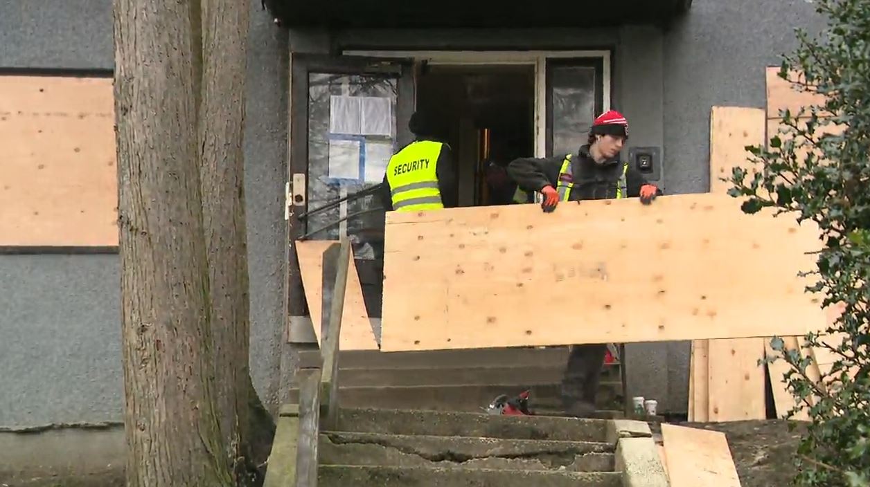 Група наематели в Ню Уестминстър на които е наредено да