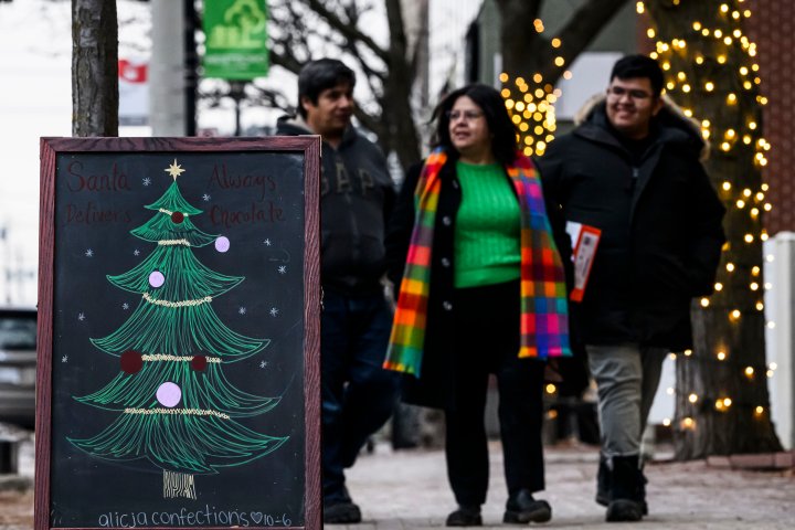 Canada’s foggy, green Christmas Day was also warmer than usual