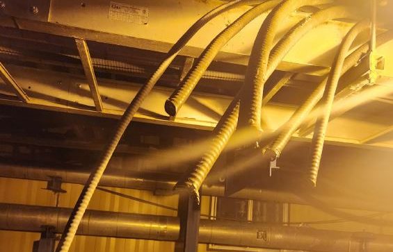 Полицията реагира на прекъсване и влизане в сряда в селски