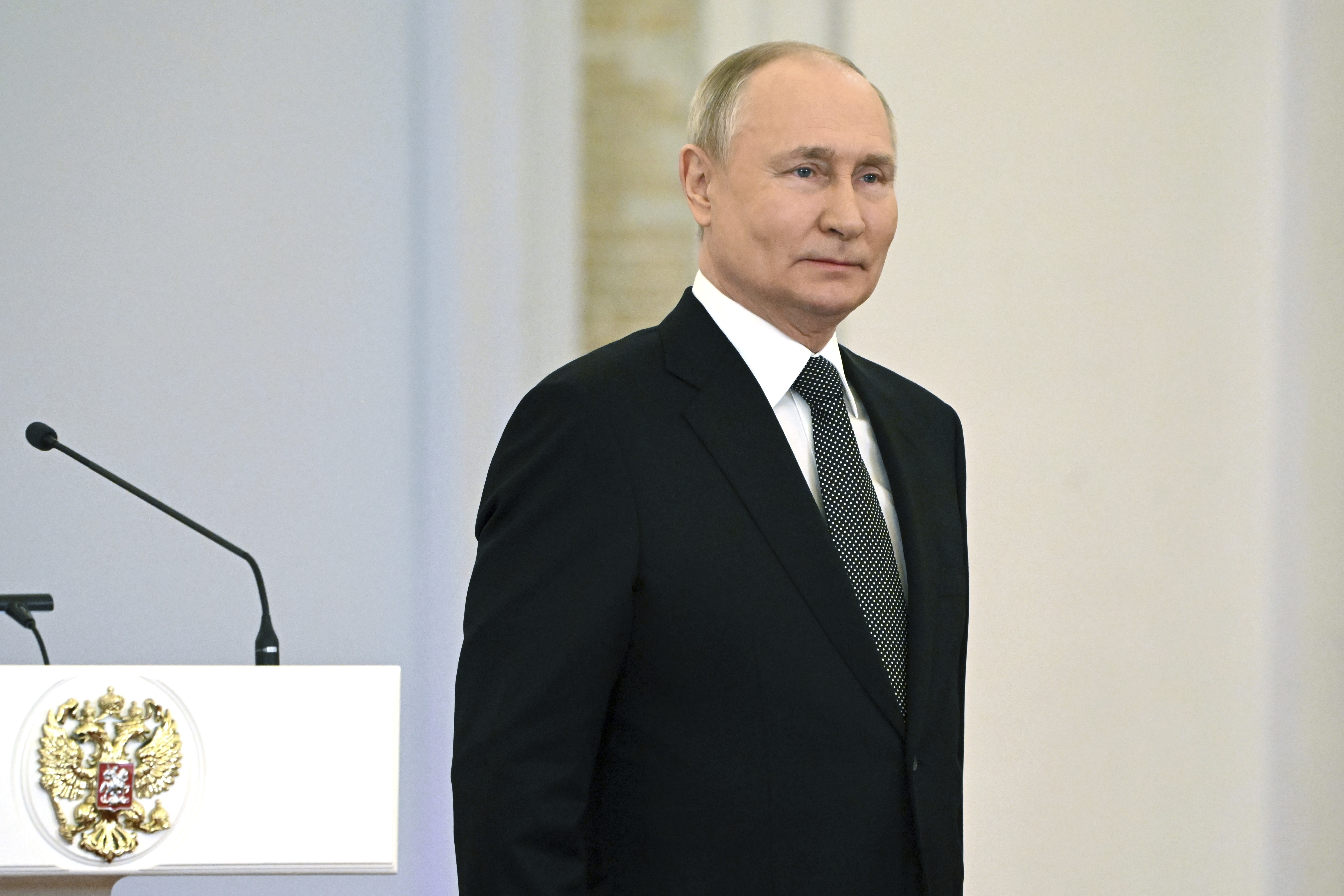 С ръцете си върху всички лостове на властта в Русия