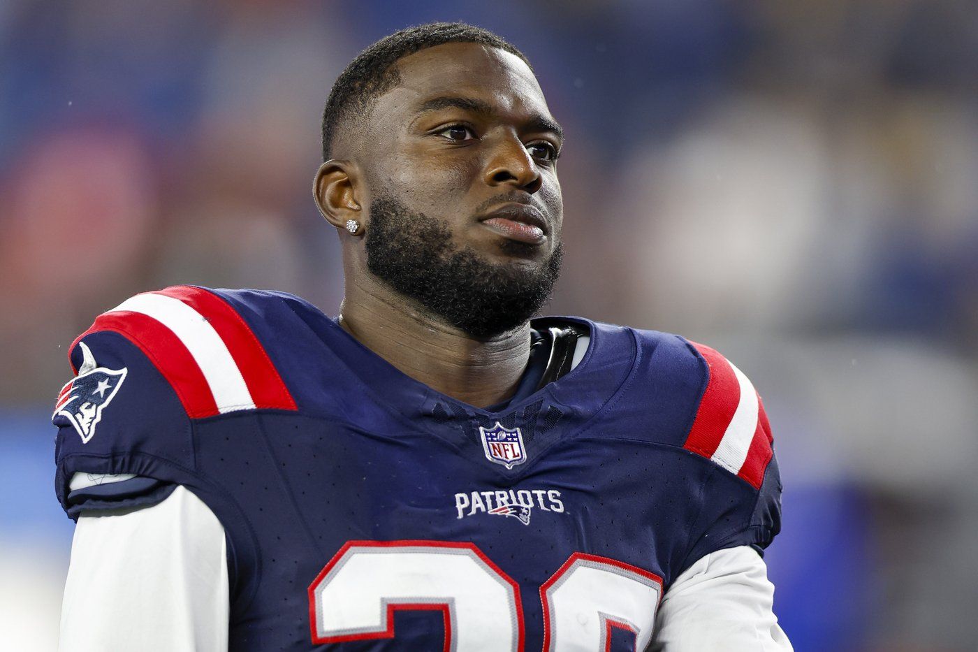 Калгари Стампедърс подписаха защитник Родни Рандъл младши след престоя му в