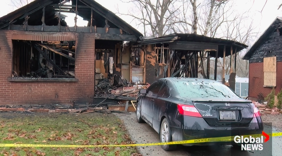 Полицията казва че собственик на жилище е арестуван и полицията