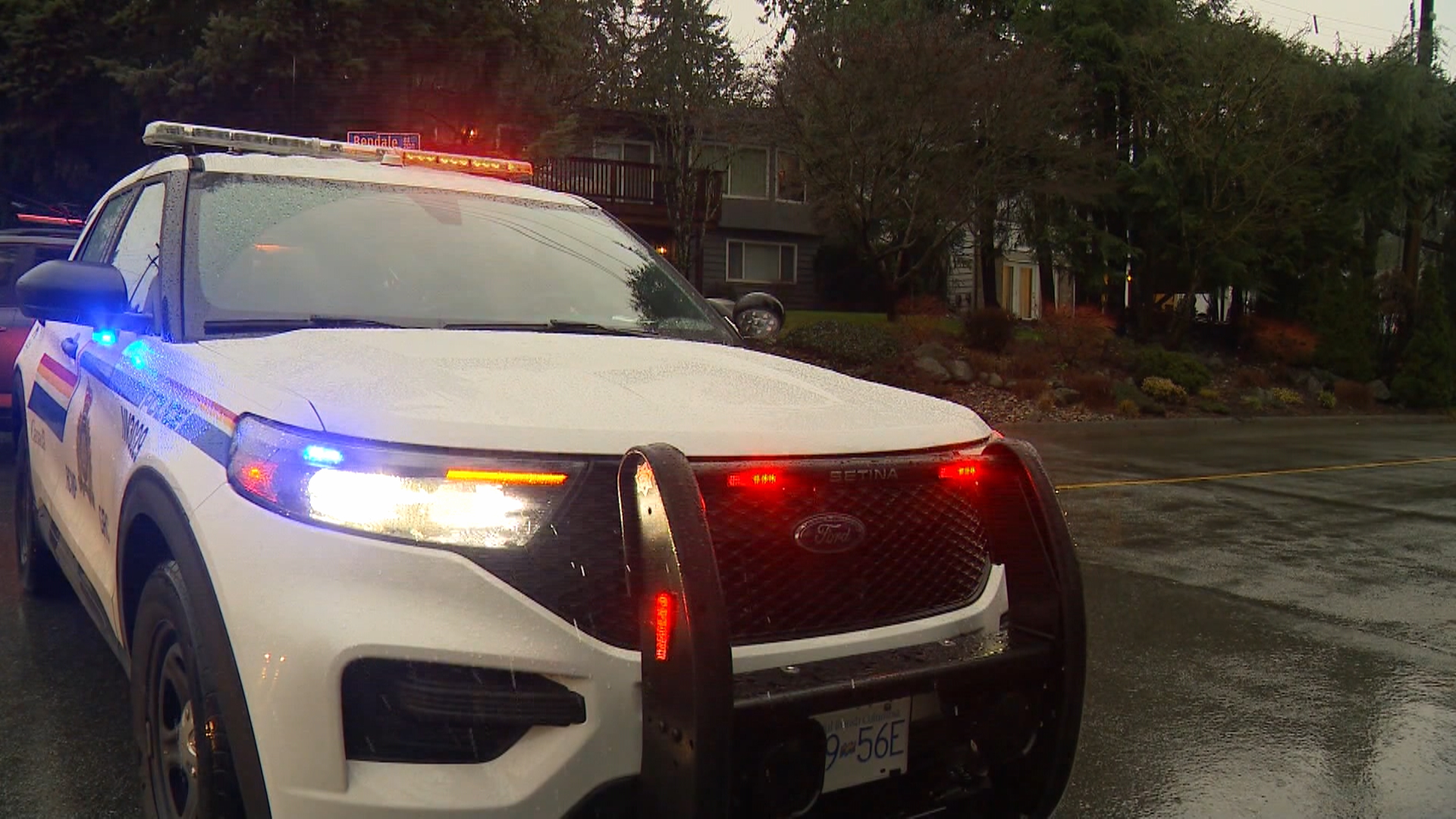 Мъж обвинен в нападение с нож на непознати в Северен