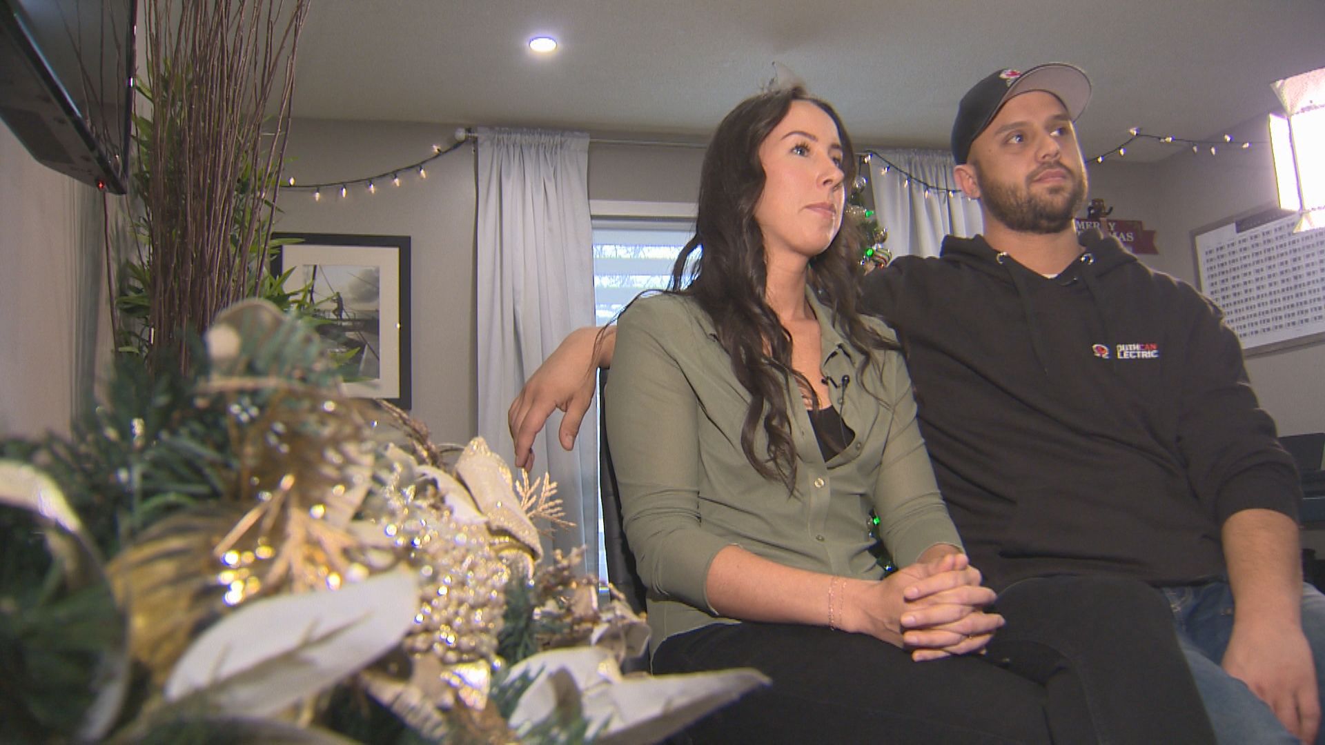 Двойка от Уинипег се бори да направи промени в сватбената