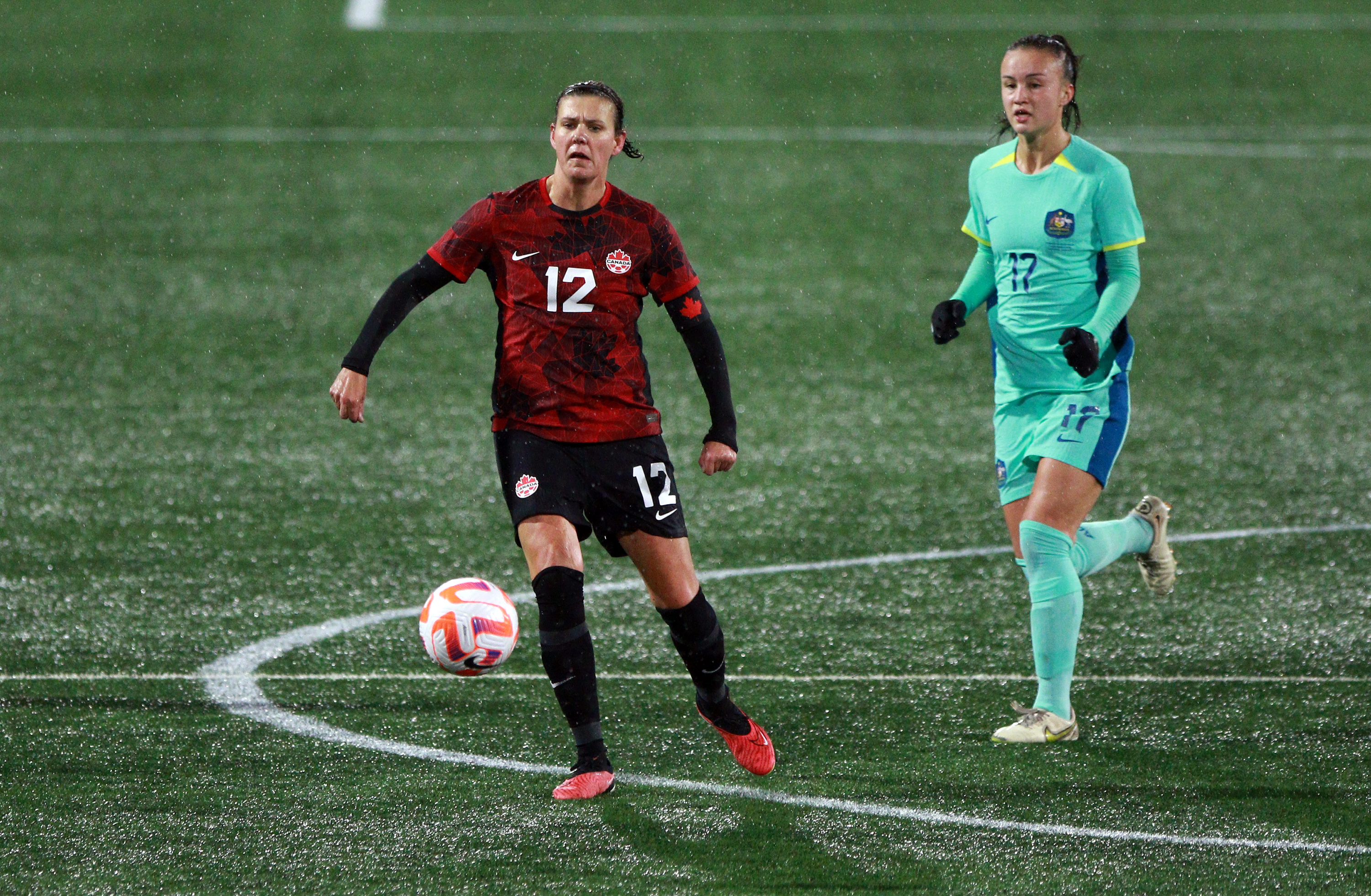 Един паднал и един остава Неравномерната победа на Канада с 5 0