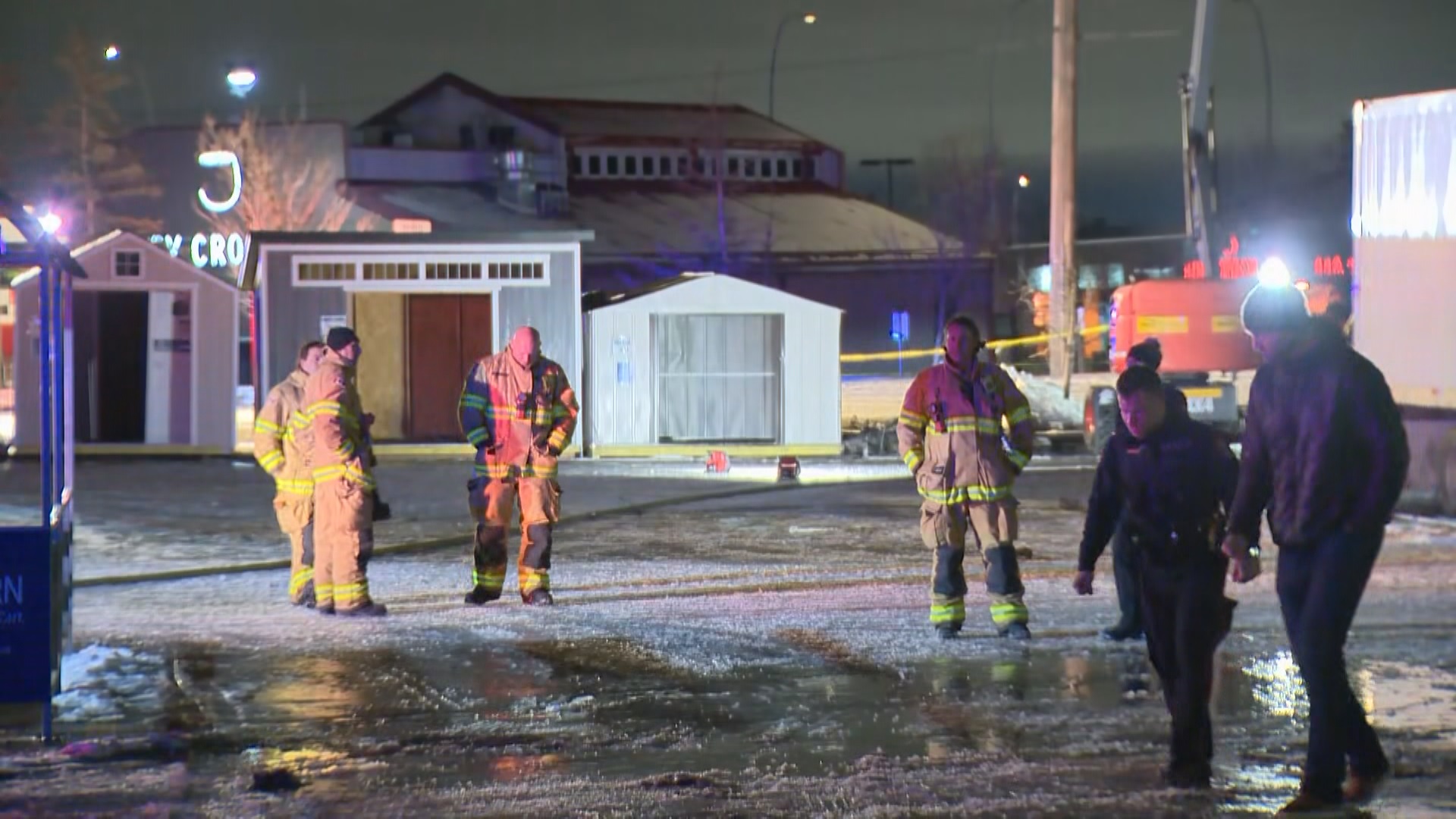 Трима души са мъртви след пожар в северозападната част на